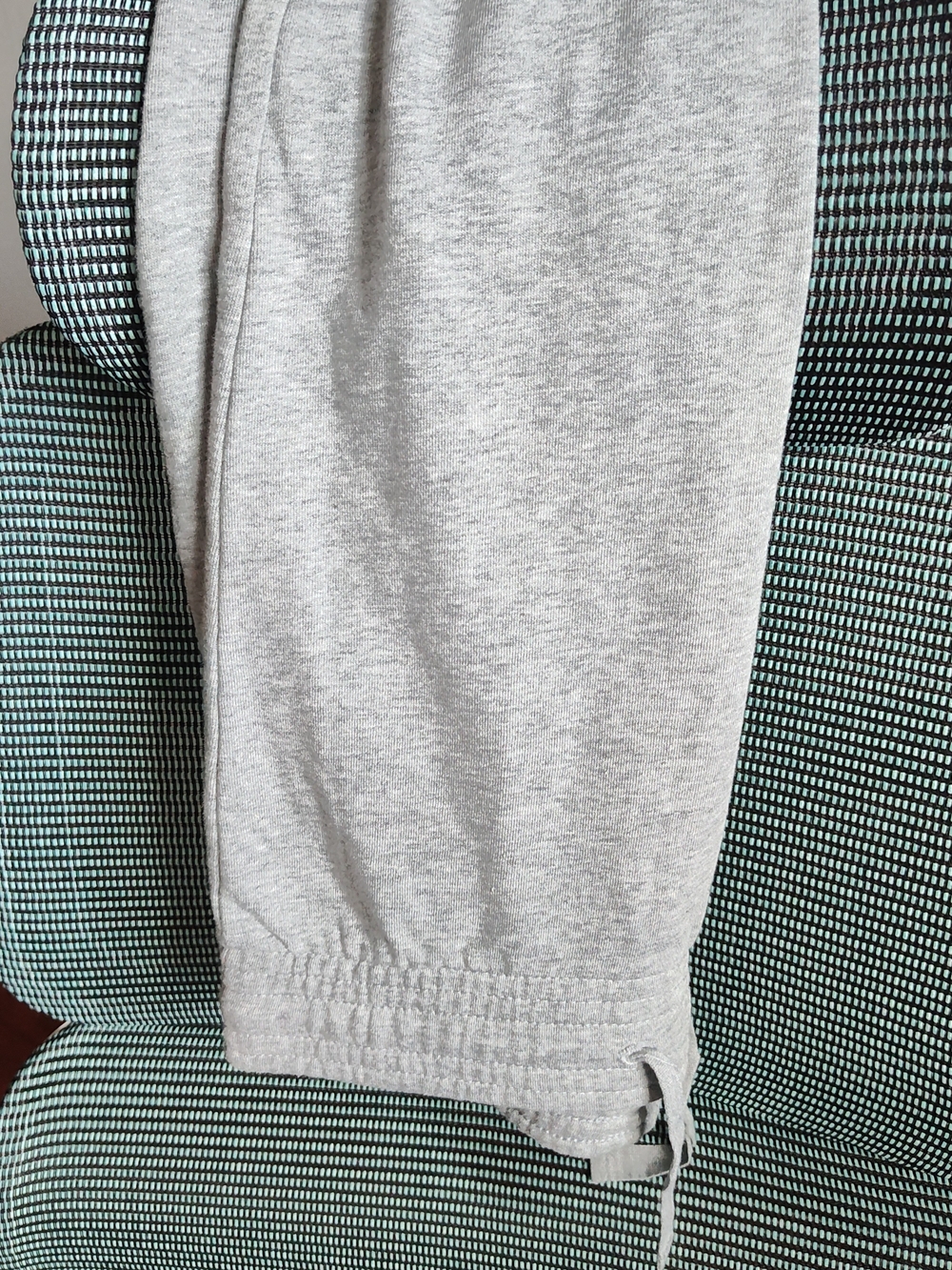 Nwt Light Gray Jogger Capris Capri Sweatpants Size XS 3/4  Length